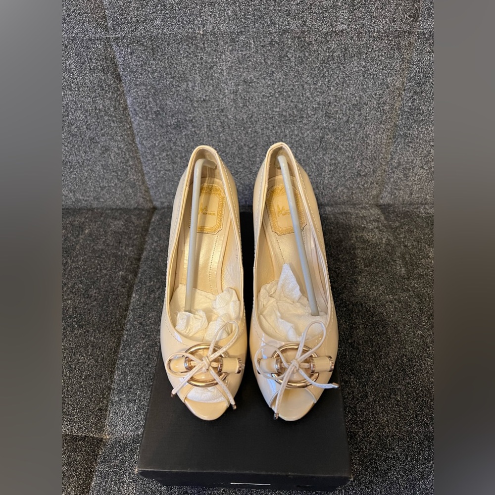 Beige Shoes - Picture 5 of 5